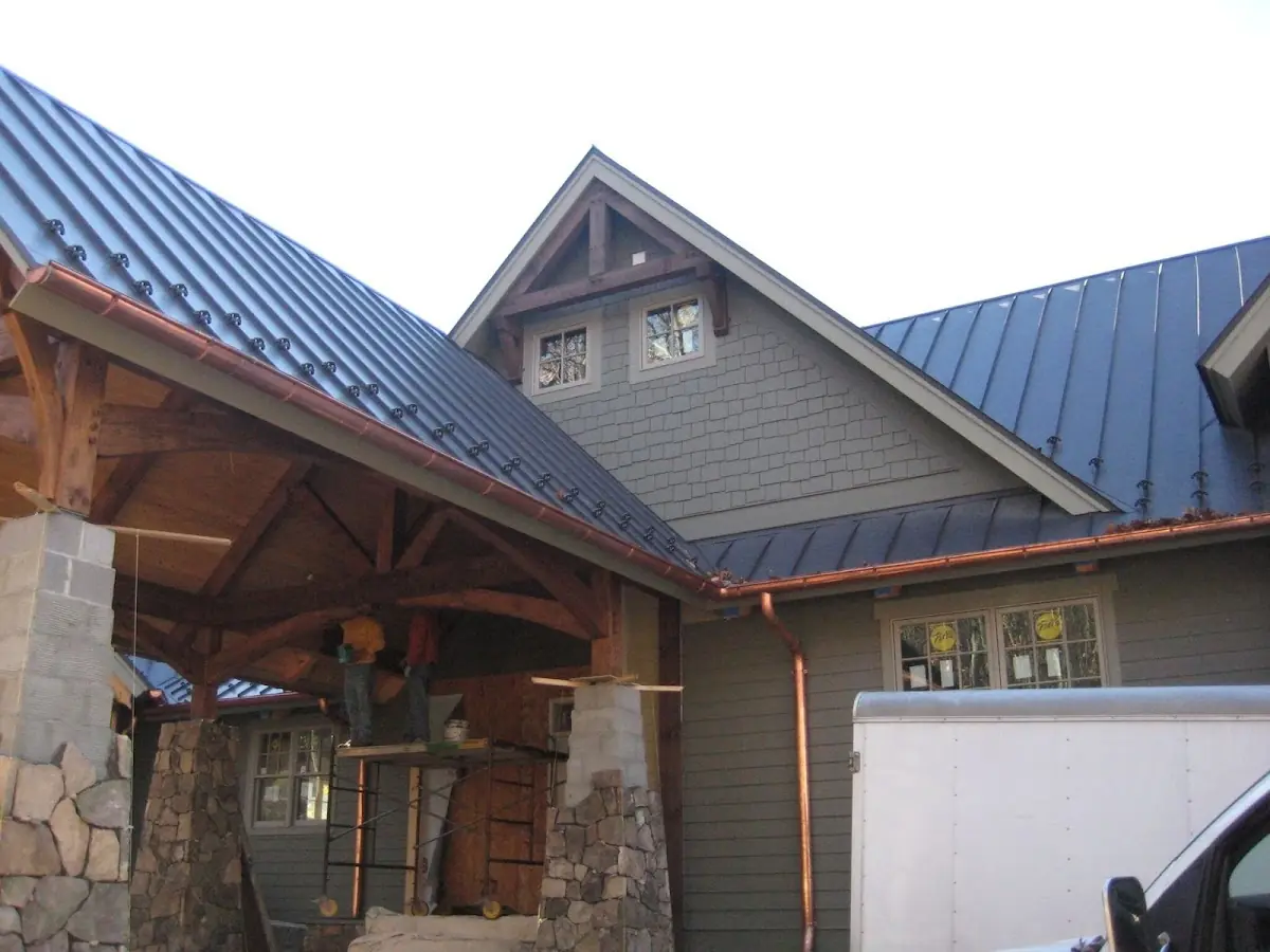 Craftsman Roofing team delivering quality roofing work in Elmer
